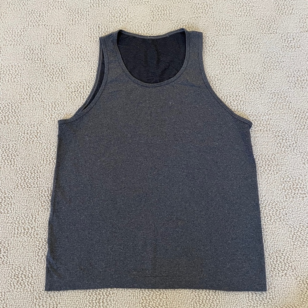 Lululemon M Medium Metal Vent Tank Heathered Grey